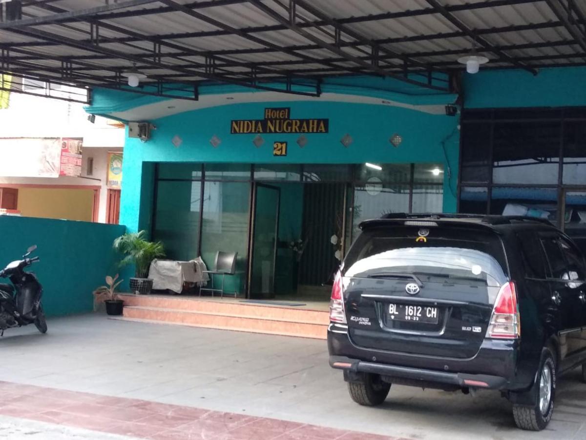 Reddoorz Near Yuki Simpang Raya Mall Medan 2 Exterior photo